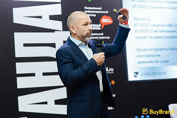 Дмитрий Стрельников